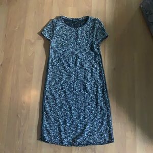 Tweed look Ann Taylor dress with faux leather trim